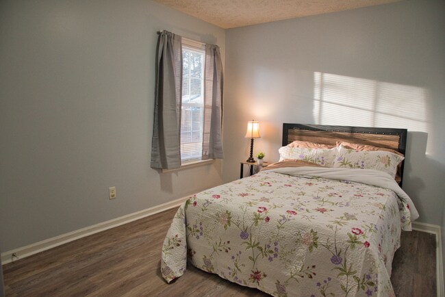 912 Kennesaw Dr, Fayetteville, NC 28314 - photo 7