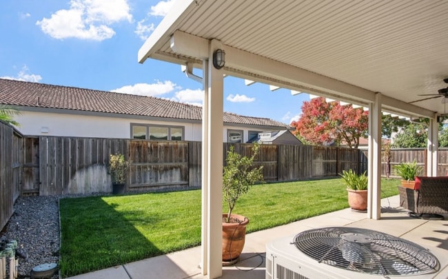 602 Criolla Dr, Oakdale, CA 95361 - photo 4