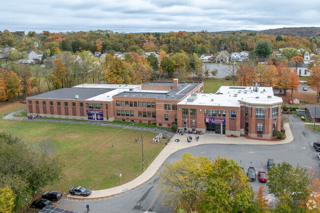 S. S. Seward Institute serves grades 6 through 12 and earns a B rating from Niche.