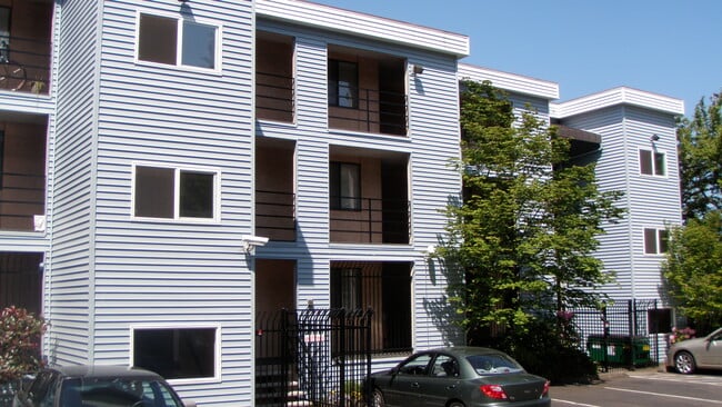 New Horizons Apartments, Burien, WA 98166 - photo 2