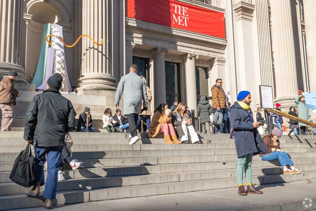 Metropolitan Hill is named after the Metropolitan Museum of Art.