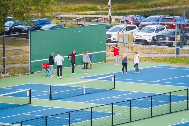 Lakeside Park & Rose Garden