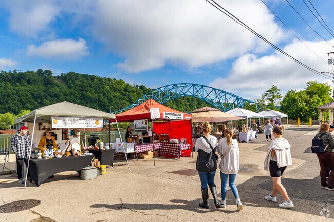 Get a prime vendor spot at Plum Street Saturday Morning Market next to the river in Elizabeth.