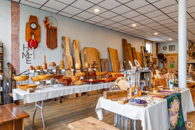 Rose Forestry sells hand crafted woodwork and features many local artists in Holland.