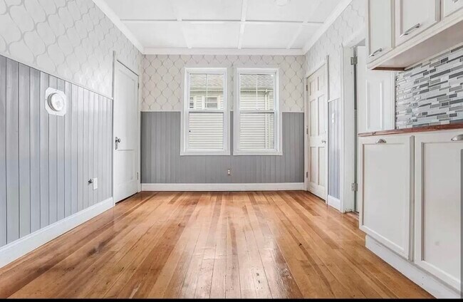 475 Tecumseh St unit 1, Fall River, MA 02721 - photo 6