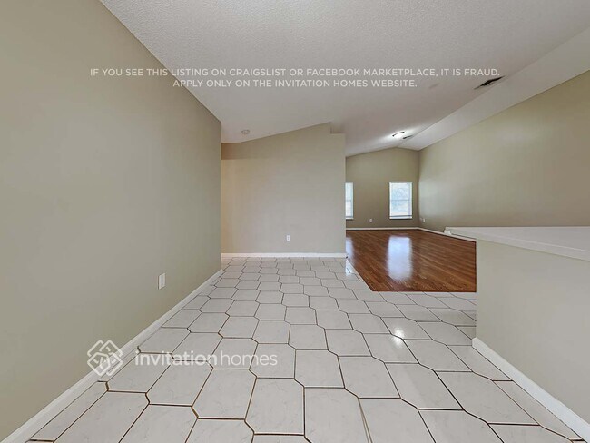 13837 Folkestone Cir, Wellington, FL 33414 - photo 7