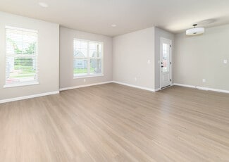 6513 Prairie Wood Dr, McFarland, WI 53558