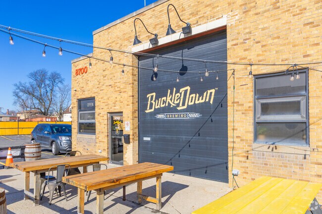 Buckdown Brewing has a great outdoor seating area for residents in Lyons.