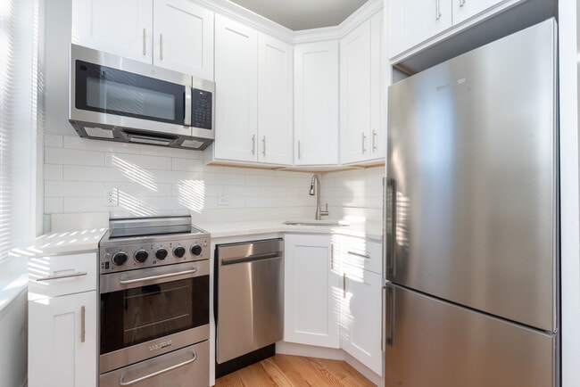 175 Hemenway St unit 20, Boston, MA 02115 - photo 4