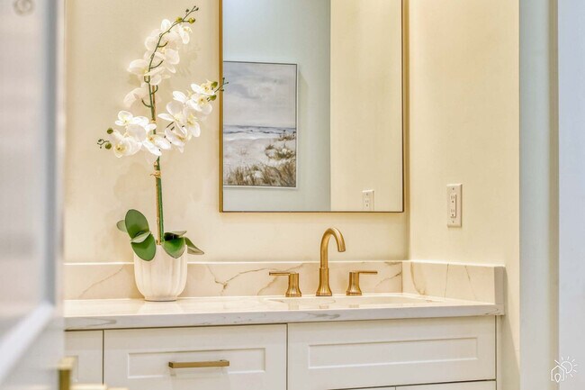 2215 Amnesty Dr unit ID1346492P, North Port, FL 34288 - photo 4