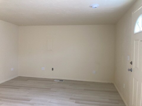 3641 S 7200 W unit C, Magna, UT 84044 - photo 2