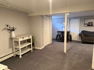 265 Dunbar Hill Rd, Hamden, CT 06514