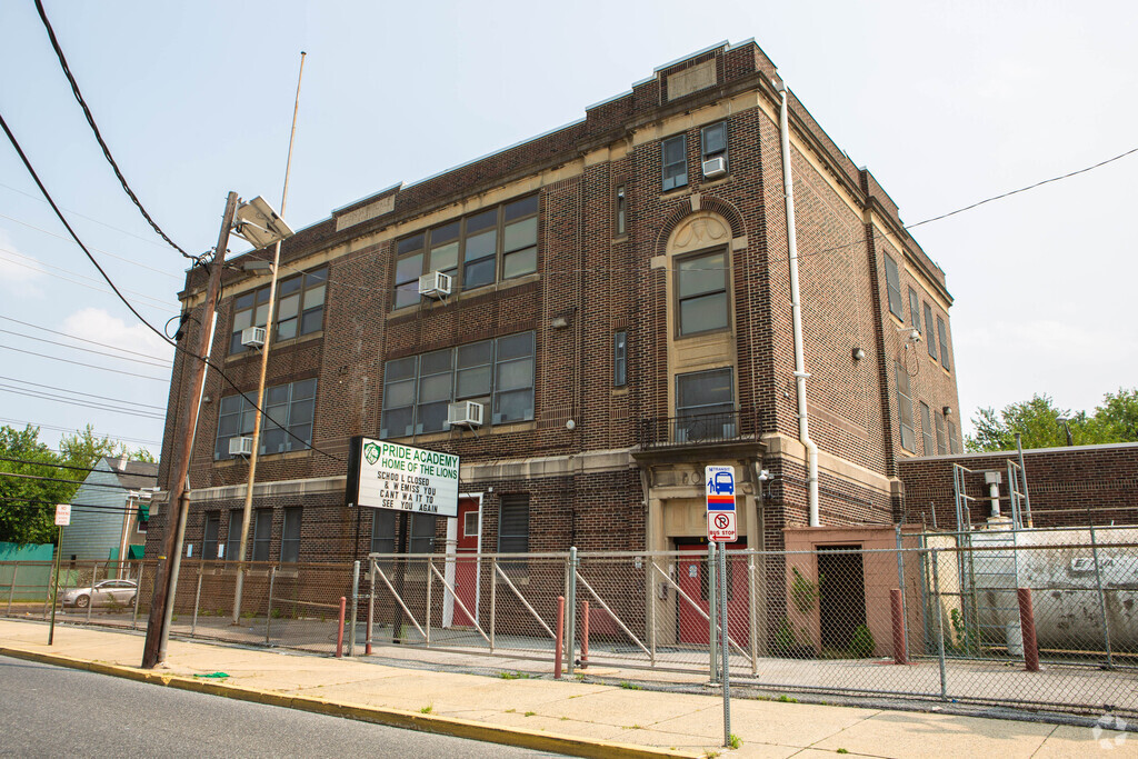 Pride Academy High School provides a safe and positive environment for students.