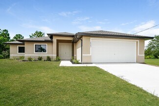 2903 53rd St W, Lehigh Acres, FL 33971