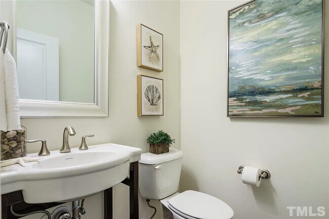 5403 Cambridgeshire Loop, Cary, NC 27519 - photo 7