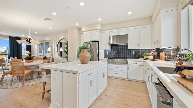 1837 N Euclid St unit 38082900, Fullerton, CA 92835 - photo 5