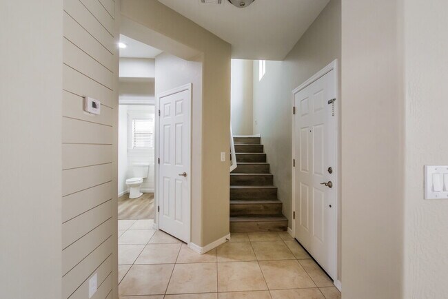 3707 W Thalia Ct, Phoenix, AZ 85086 - photo 4