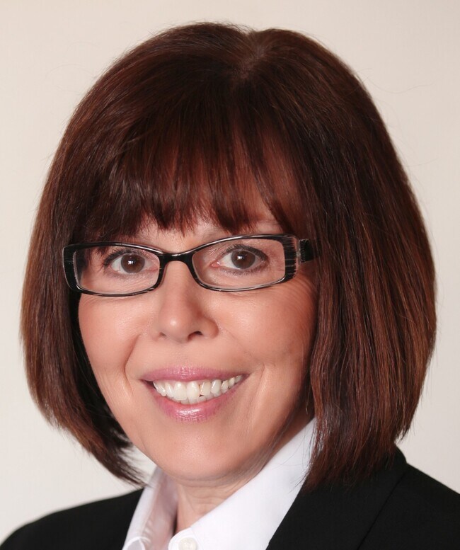 Lori Blank Real Estate Agent in Wittmann, AZ