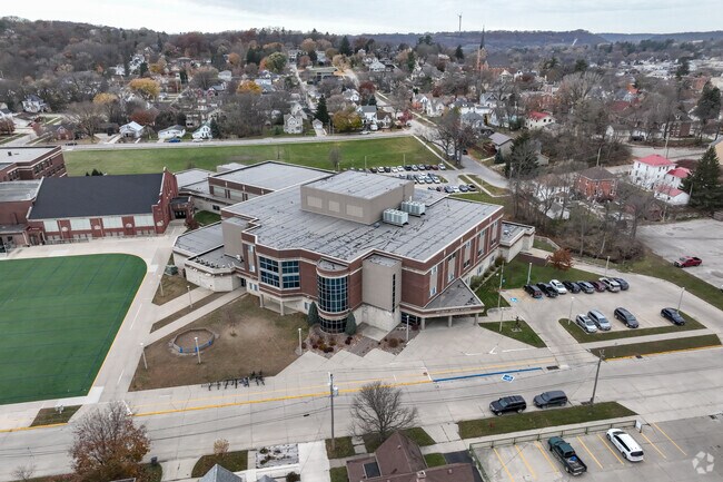 Decorah Middle School provides A-rated education for local students.