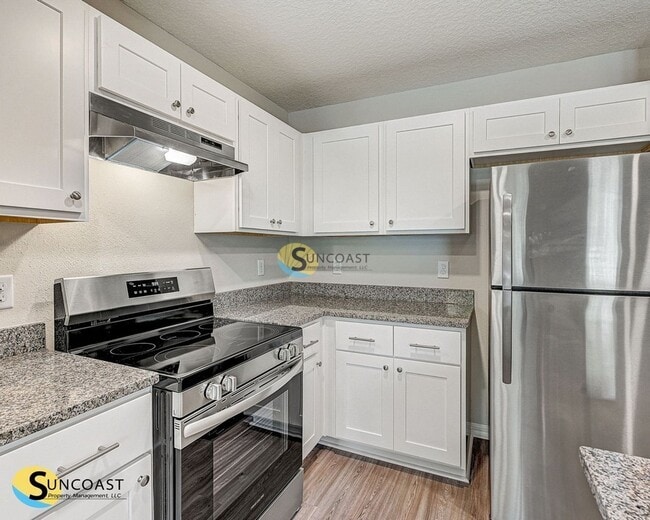 9524 Hood Rd, Jacksonville, FL 32257 - photo 2