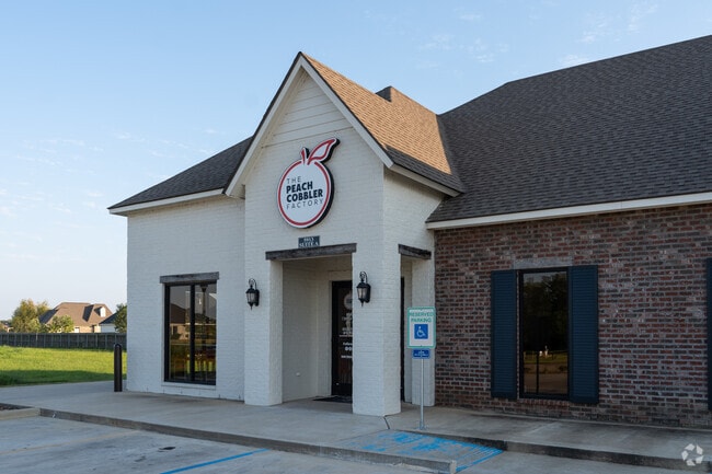 The Peach Cobbler Factory in Briarwood serves up delicious Southern-style desserts.