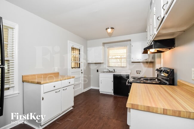 1458 S White Station Rd, Memphis, TN 38117 - photo 7