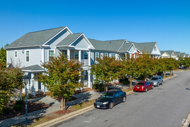 New construction houses are easy to find in the Bruce's Park neighborhood.