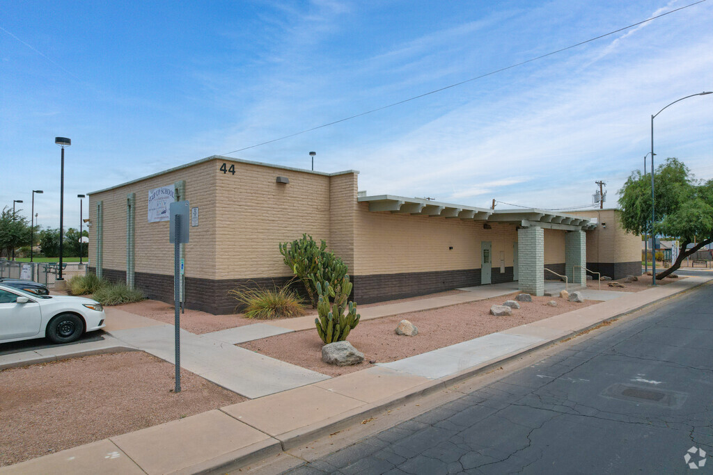 Step Up School is located next to Escobedo Park in Mesa.