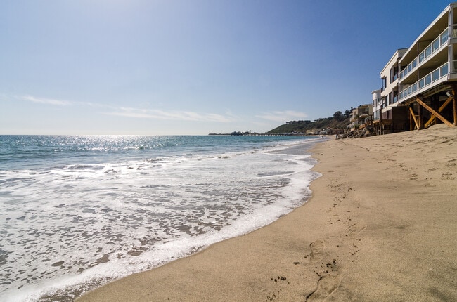 22626 Pacific Coast Hwy unit 12, Malibu, CA 90265 - photo 2