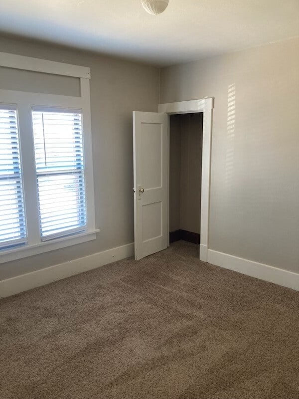 710 Cedar Ave, Kemmerer, WY 83101