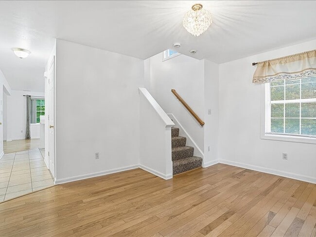 20 Frongillo Farm Rd, Worcester, MA 01604 - photo 5