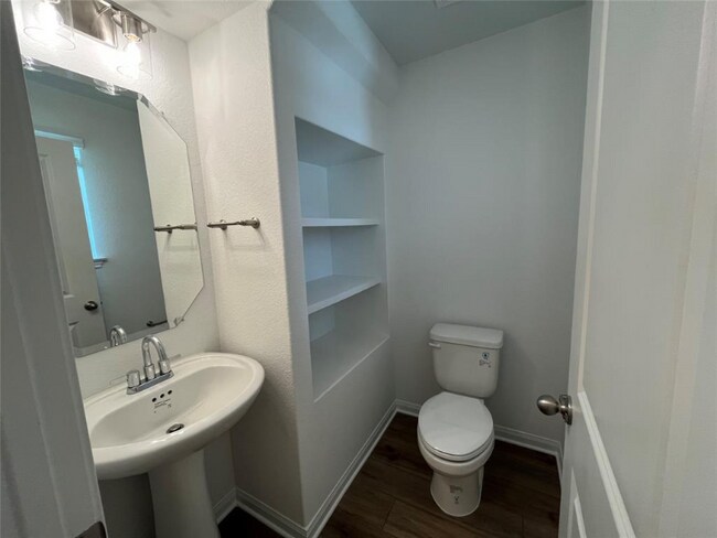 8521 Wellspring Loop, Round Rock, TX 78665 - photo 6