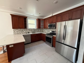 76 Wakeman Ave, Newark, NJ 07104