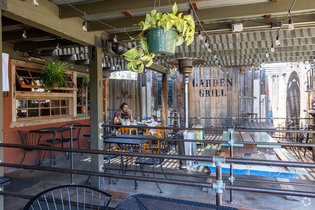 For casual barbecue, burgers and craft beer, stop into Nate’s Garden Grill in Swan Canyon.