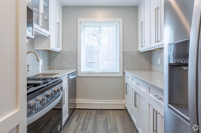 Fairfield Estates At St James, Saint James, NY 11780 - photo 2