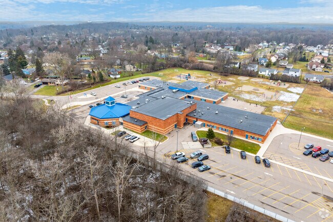 Donelson Hills Elementary School encourages positive, kind, and respectful relationships.