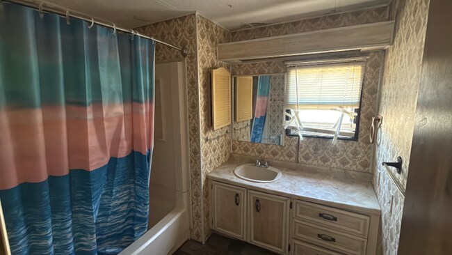 5501 9th St, Great Bend, KS 67530 - photo 5