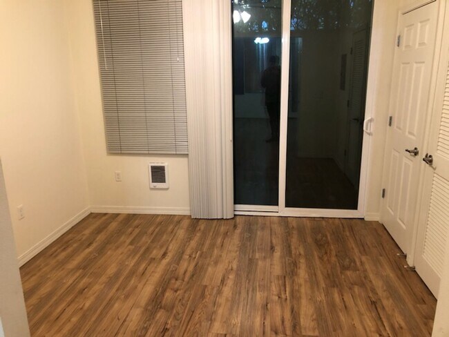 Louie, Portland, OR 97212 - photo 4