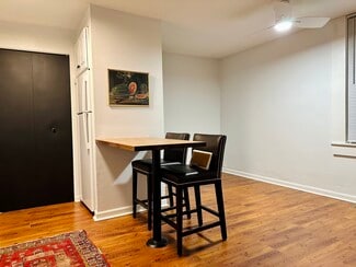 982 Hatch St Unit 2, Cincinnati, OH 45202