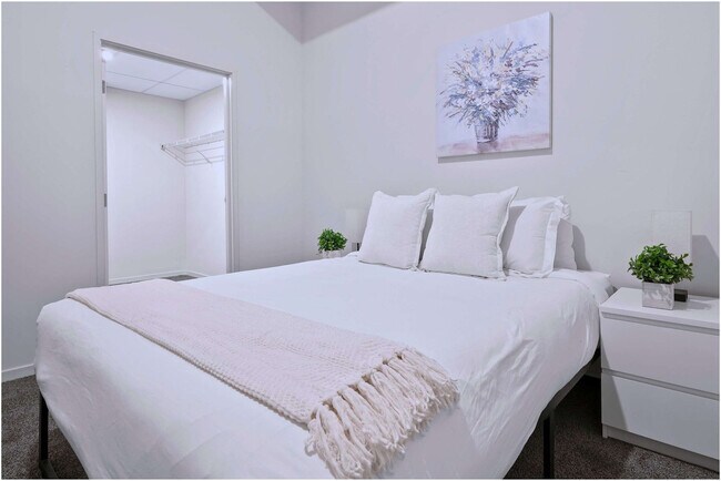 1101 Euclid Ave unit FL4-ID1055692P, Cleveland, OH 44115 - photo 7