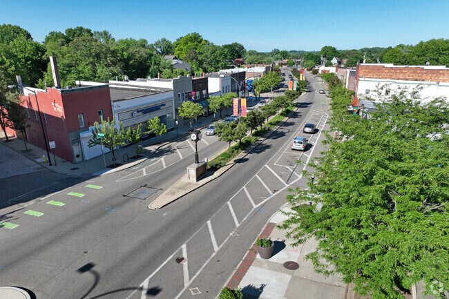 The Kenmore neighborhood is conveniently located between the existing Akron and Barberton hubs.