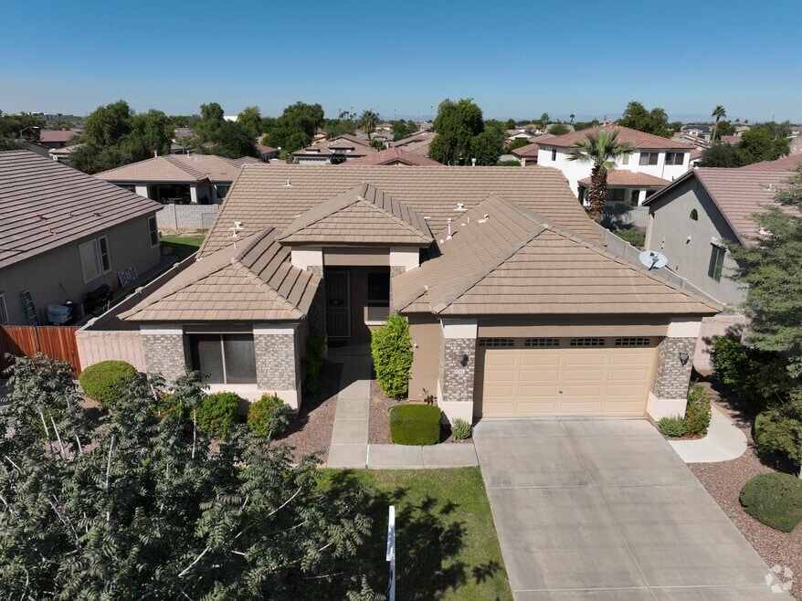 8762 W Myrtle Ave, Glendale, AZ 85305 - photo 2