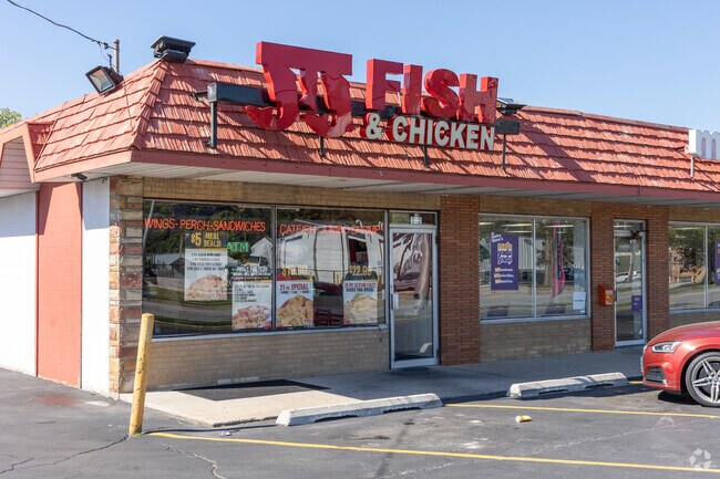 Residents who love seafood enjoy JJ FIsh & Chicken in North End.