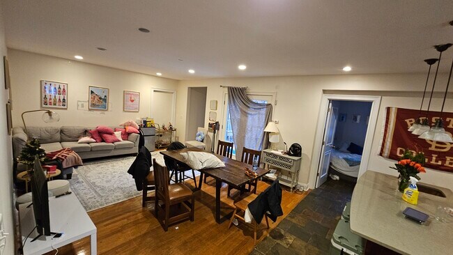 44 Greycliff Rd unit 2, Brighton, MA 02135 - photo 3