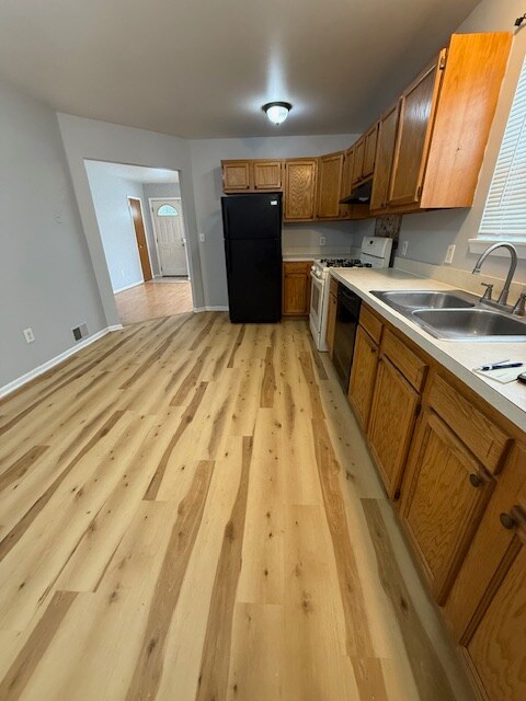 28913 Annapolis Ave, Westland, MI 48186 - photo 7