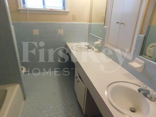 2024 Janis Dr, Memphis, TN 38116 - photo 7