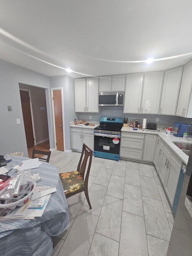 9511 Pin Oak St, Clinton, MD 20735 - photo 7