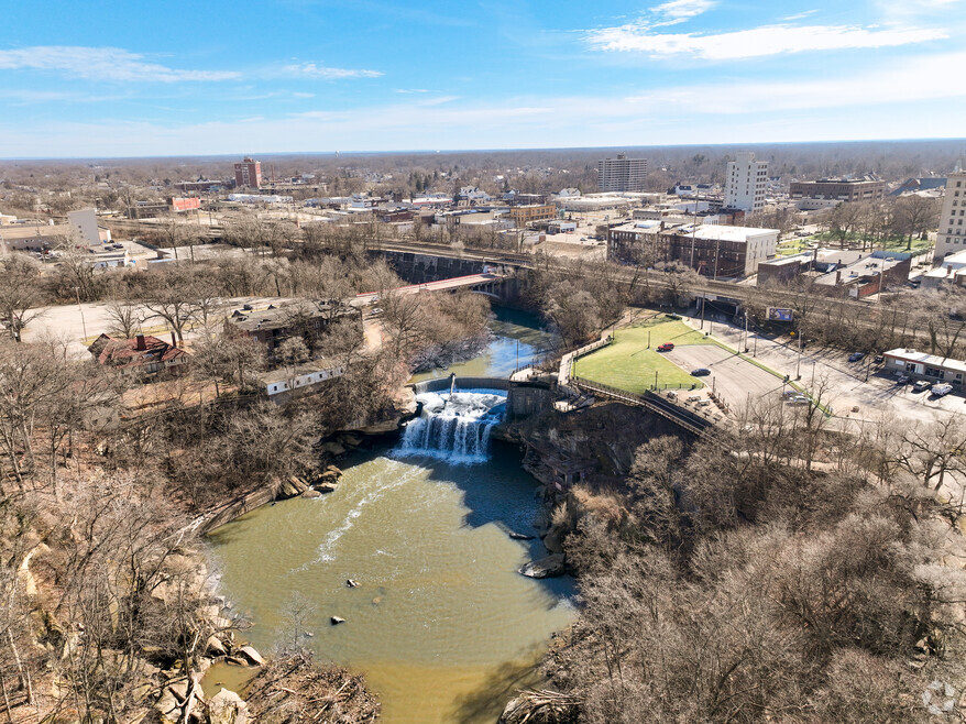 CP_Elyria_1001683_P1_FINAL_PJ_012925