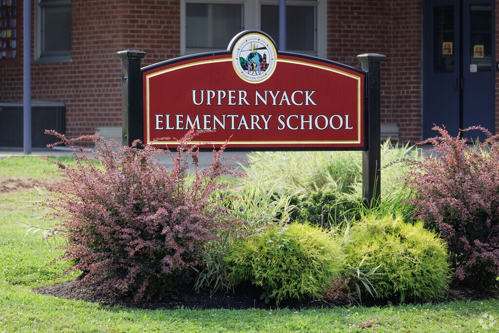 Upper Nyack School is a highly rated public elementary school.