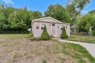 31 Eton Ave, Warwick, RI 02889 - photo 1